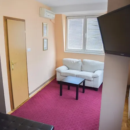 Miris Dunja 88 Hotel 3*