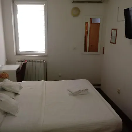 Miris Dunja 88 Hotel
