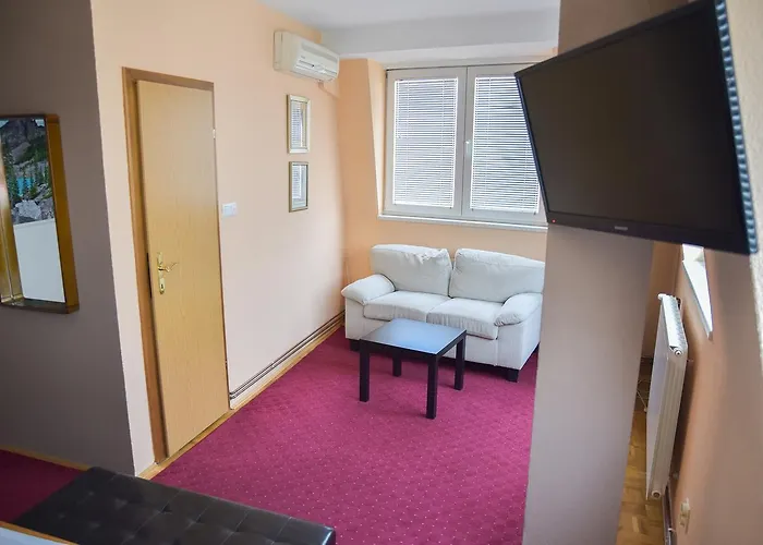 Miris Dunja 88 Hotel 3*