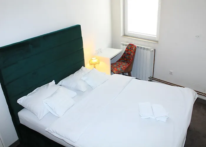 Miris Dunja 88 3* Tuzla